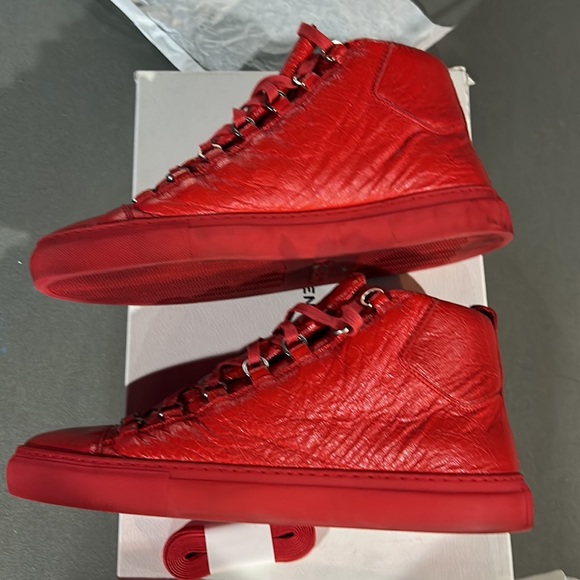 Balenciaga “Arena” sneakers - Picture 3 of 7